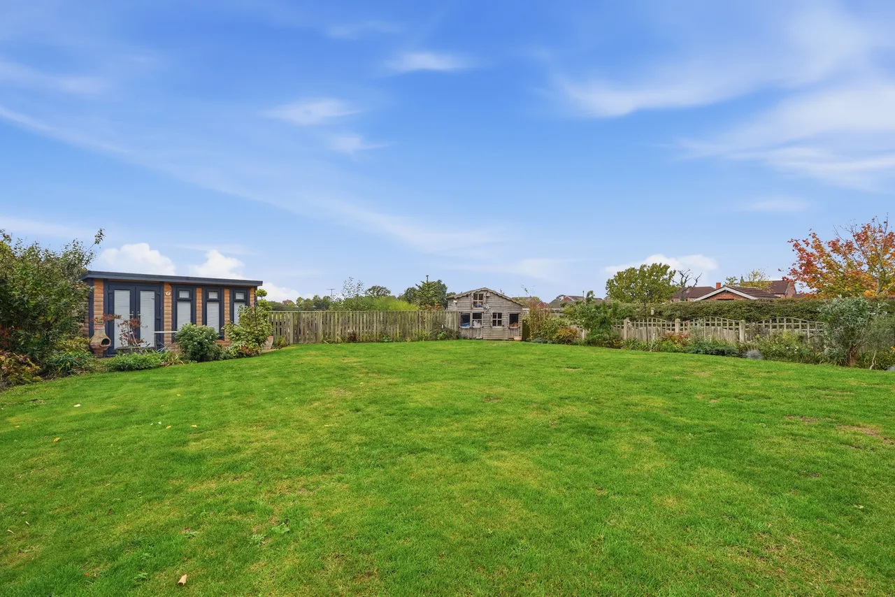 Main Street, Pollington, DN14, photo 60