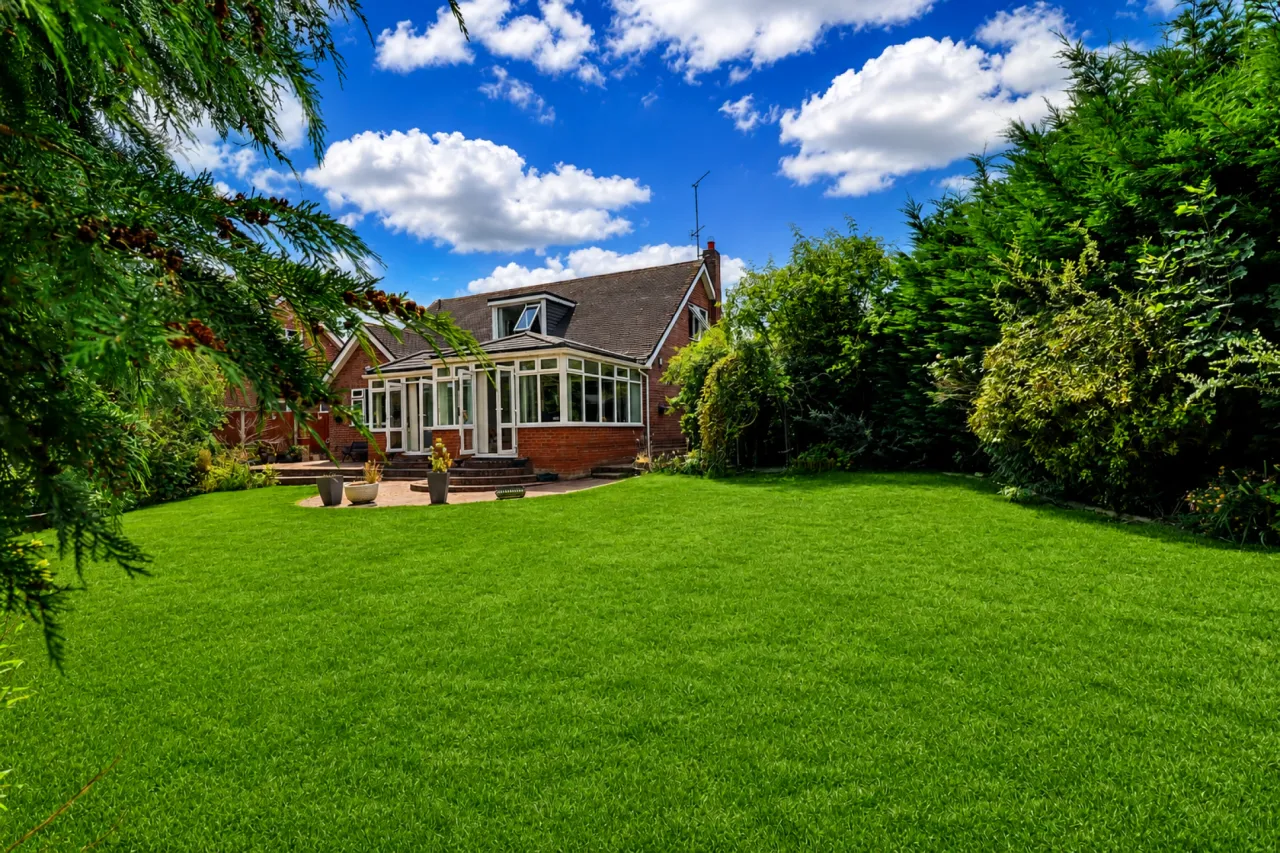 Meadow Drive, Crewe, CW2, photo 6