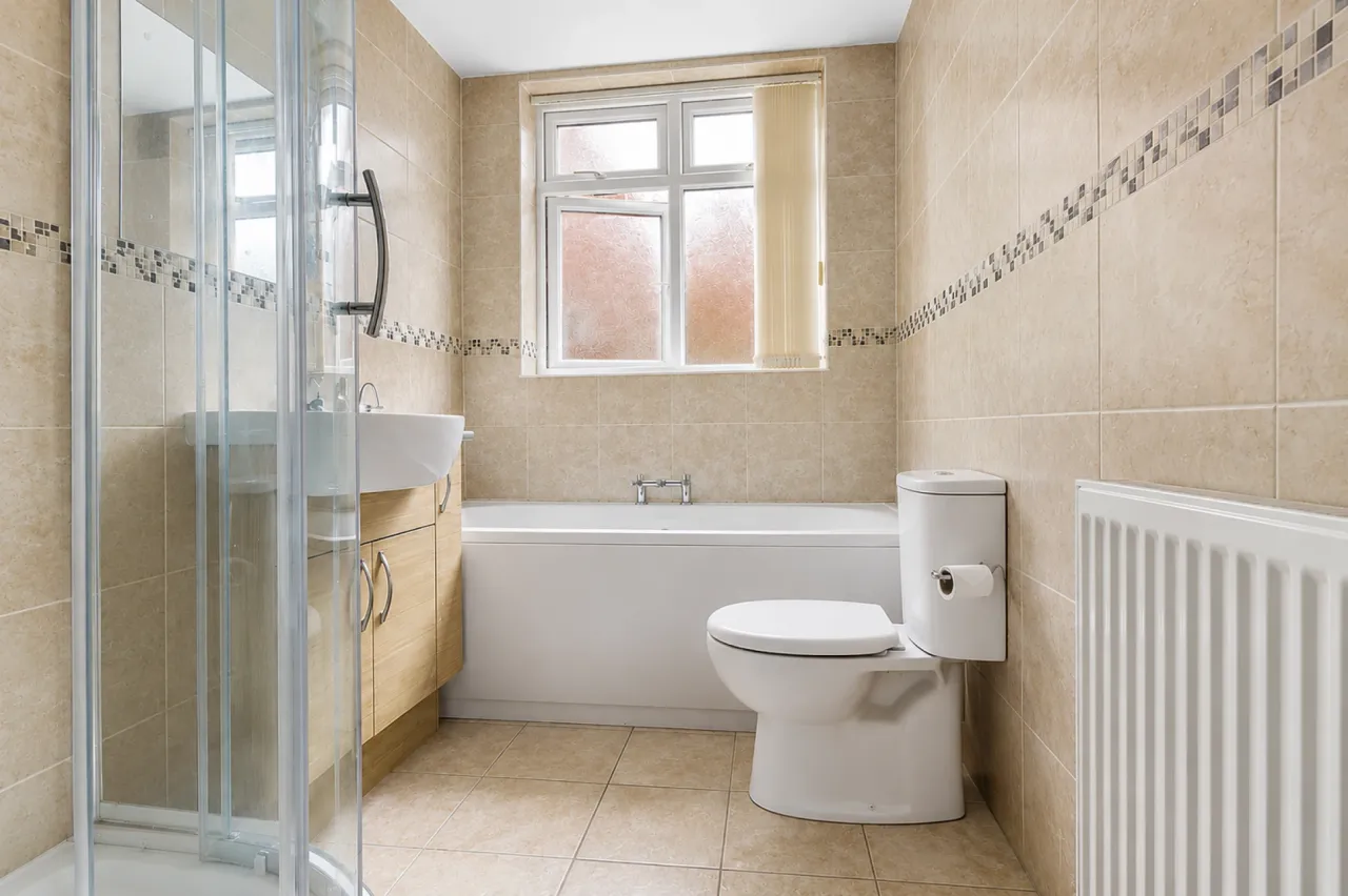 Meadow Drive, Crewe, CW2, photo 28