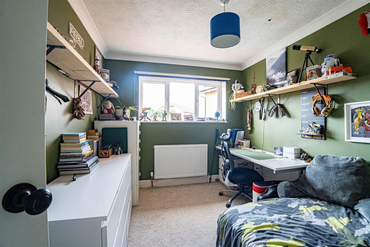 Kingsdale Close, St Leonards-on-sea, photo 10