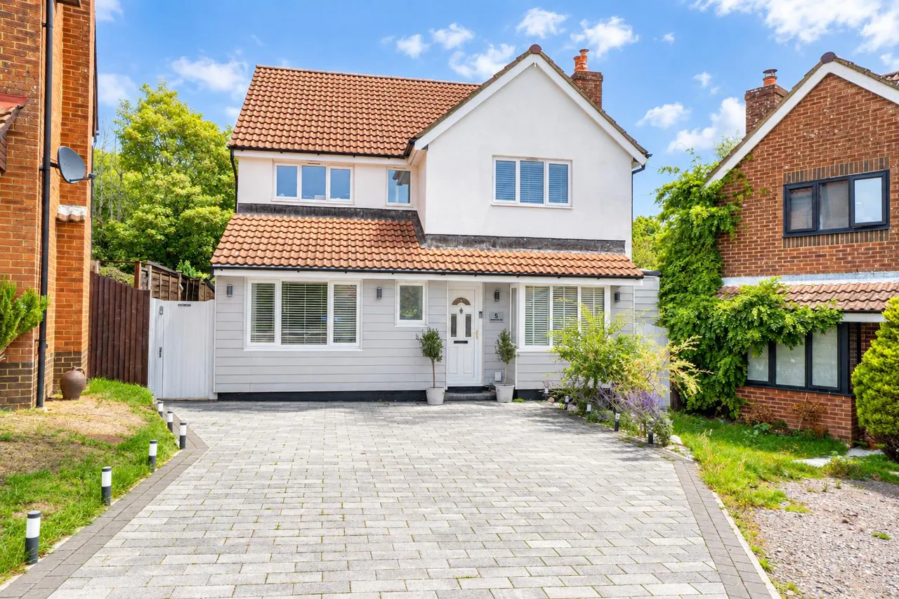 Kingsdale Close, St Leonards-on-sea, photo 38