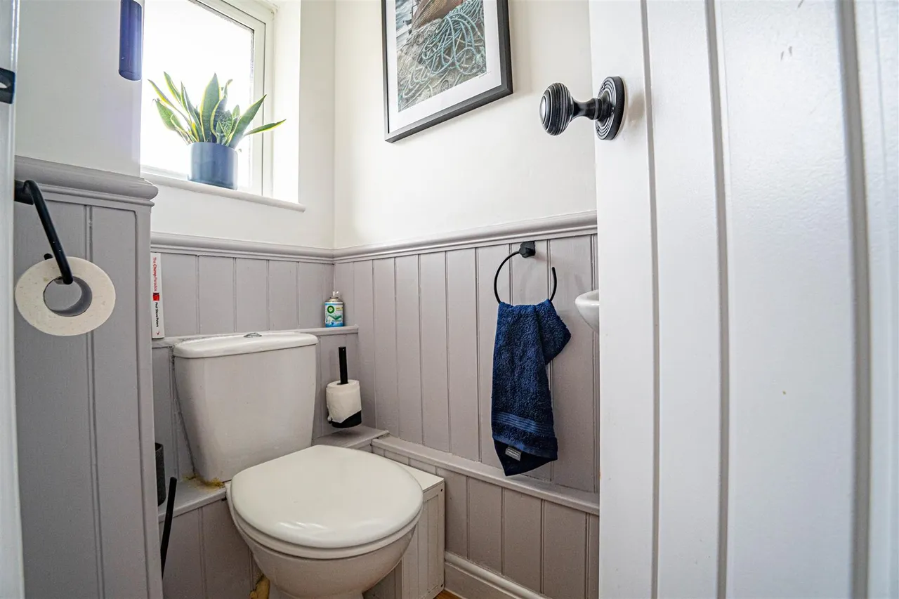 Kingsdale Close, St Leonards-on-sea, photo 21