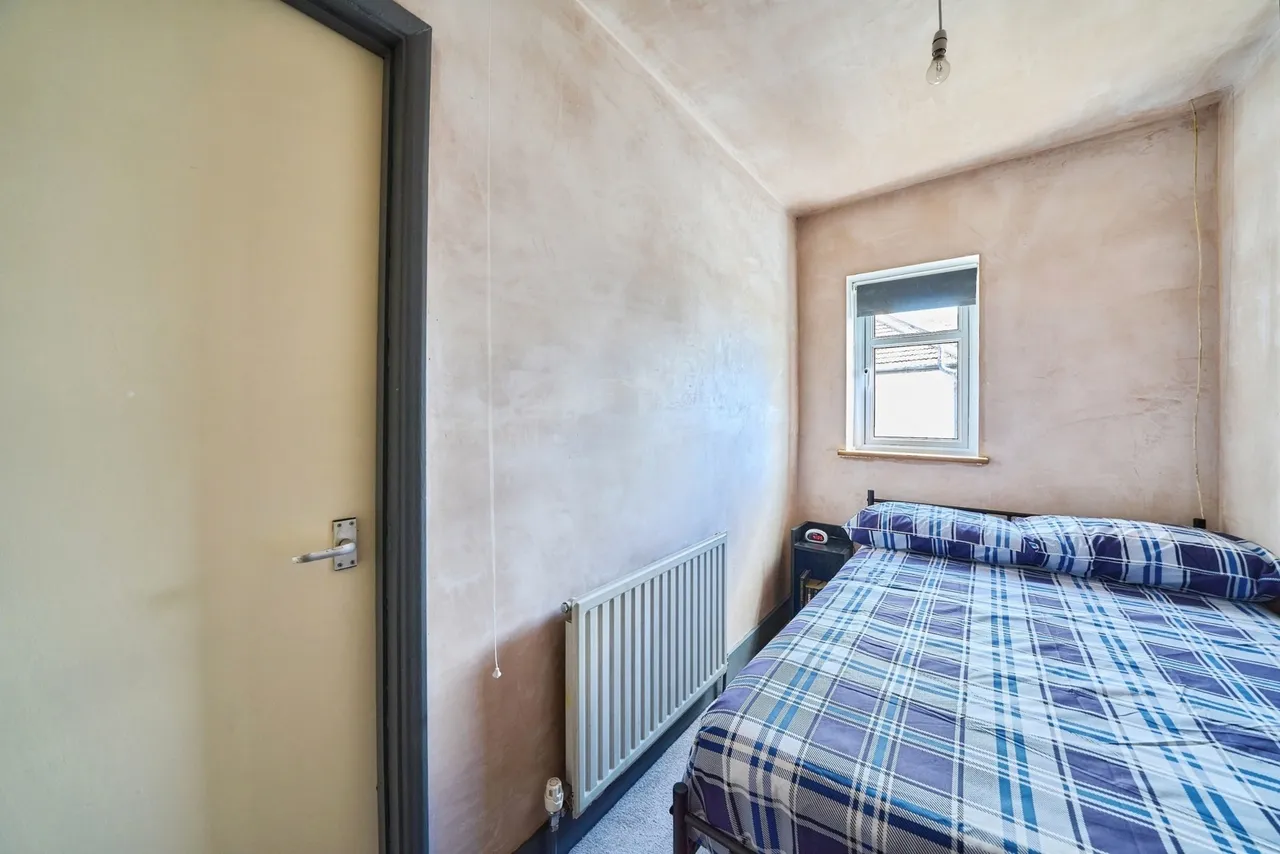 Desford Road, London, E16, photo 13
