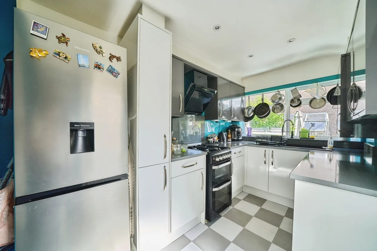 Desford Road, London, E16, photo 6