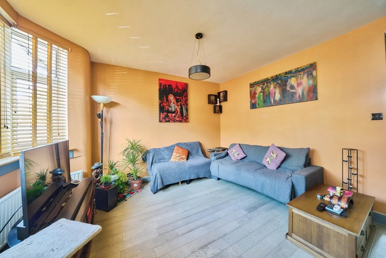 Desford Road, London, E16, photo 5