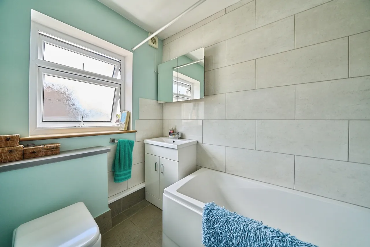 Desford Road, London, E16, photo 14