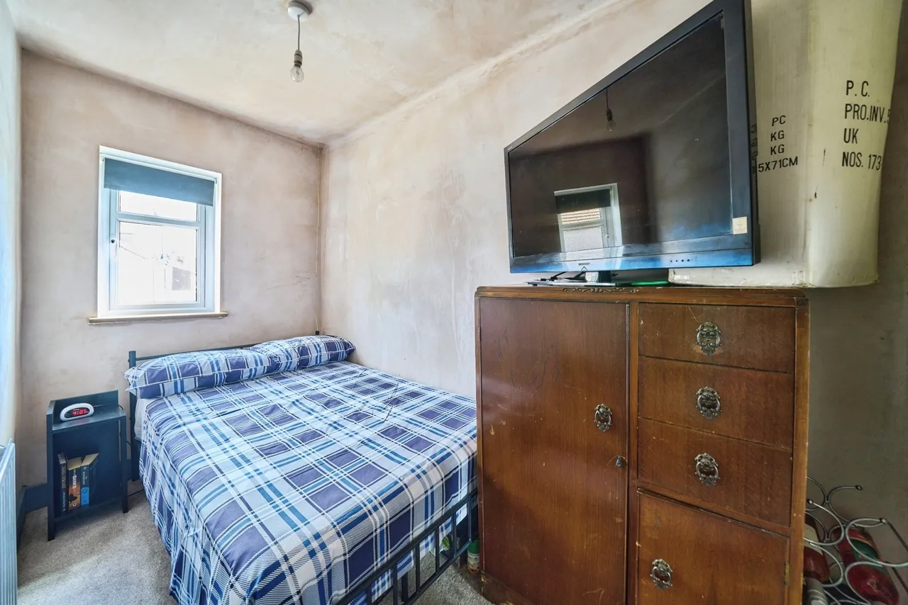 Desford Road, London, E16, photo 12