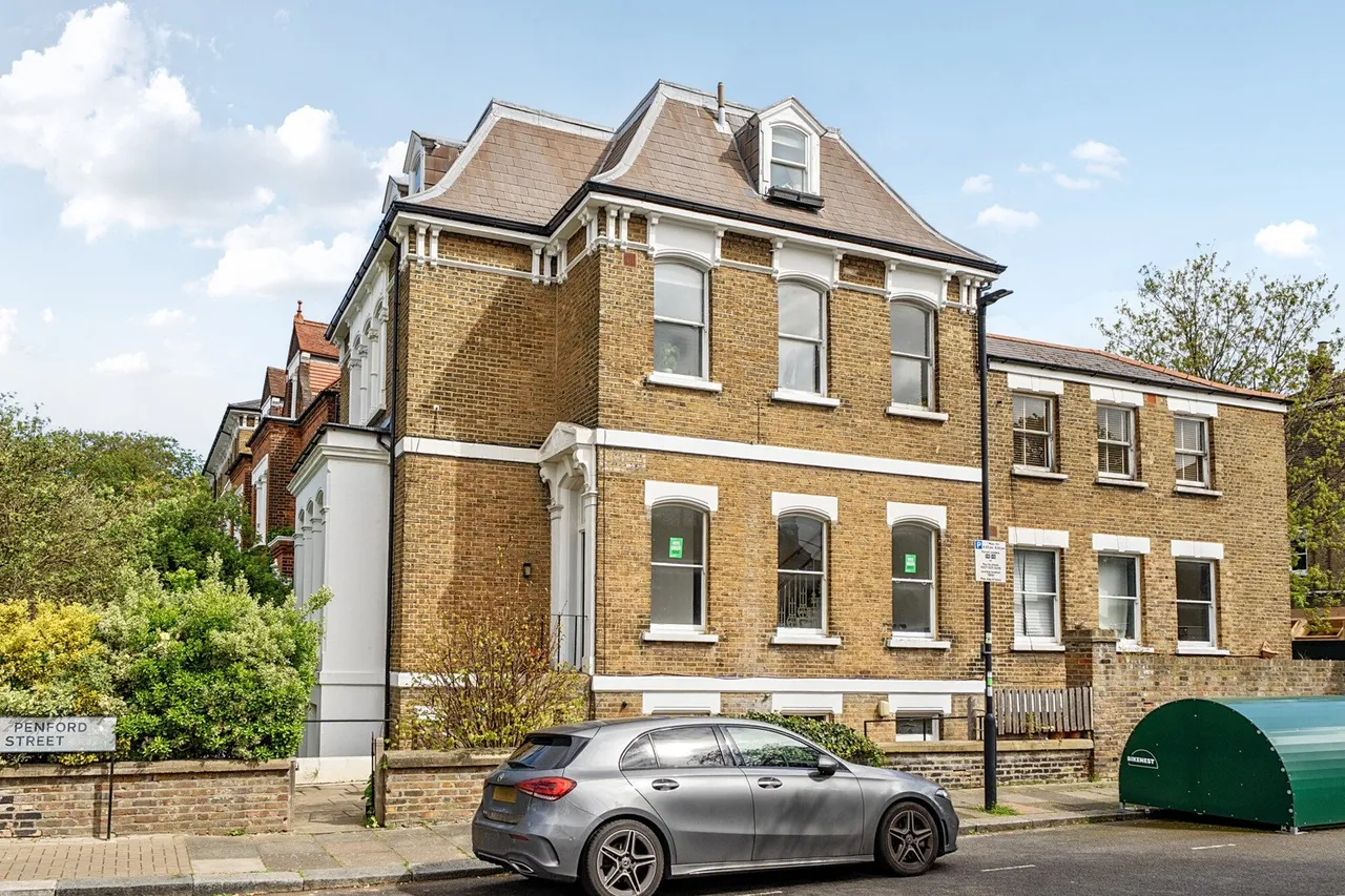 Knatchbull Road, SE5, photo 15
