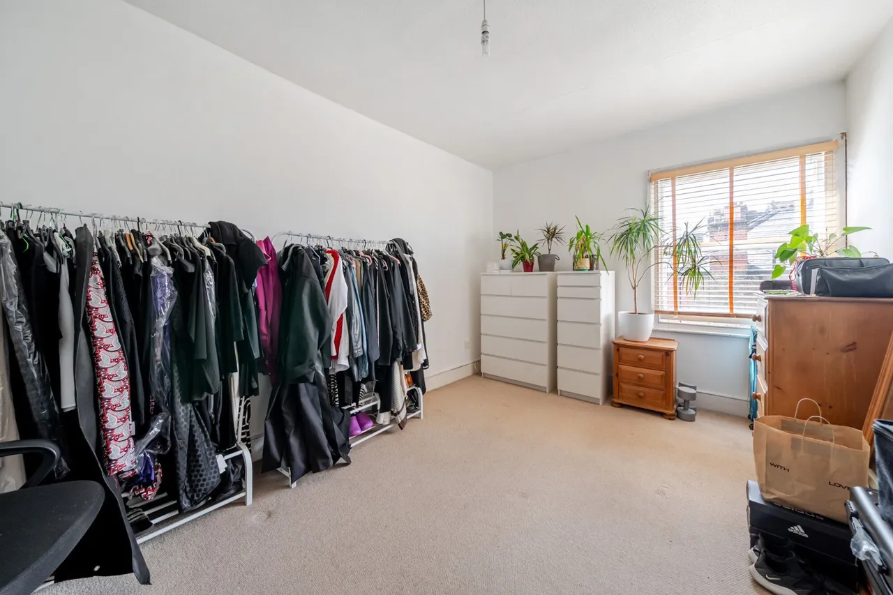 Knatchbull Road, SE5, photo 5