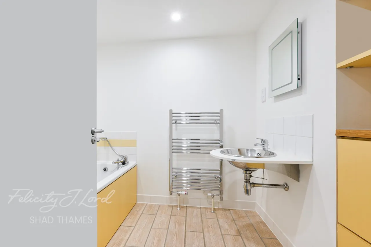 Butlers & Colonial Wharf, Shad Thames, SE1, photo 17
