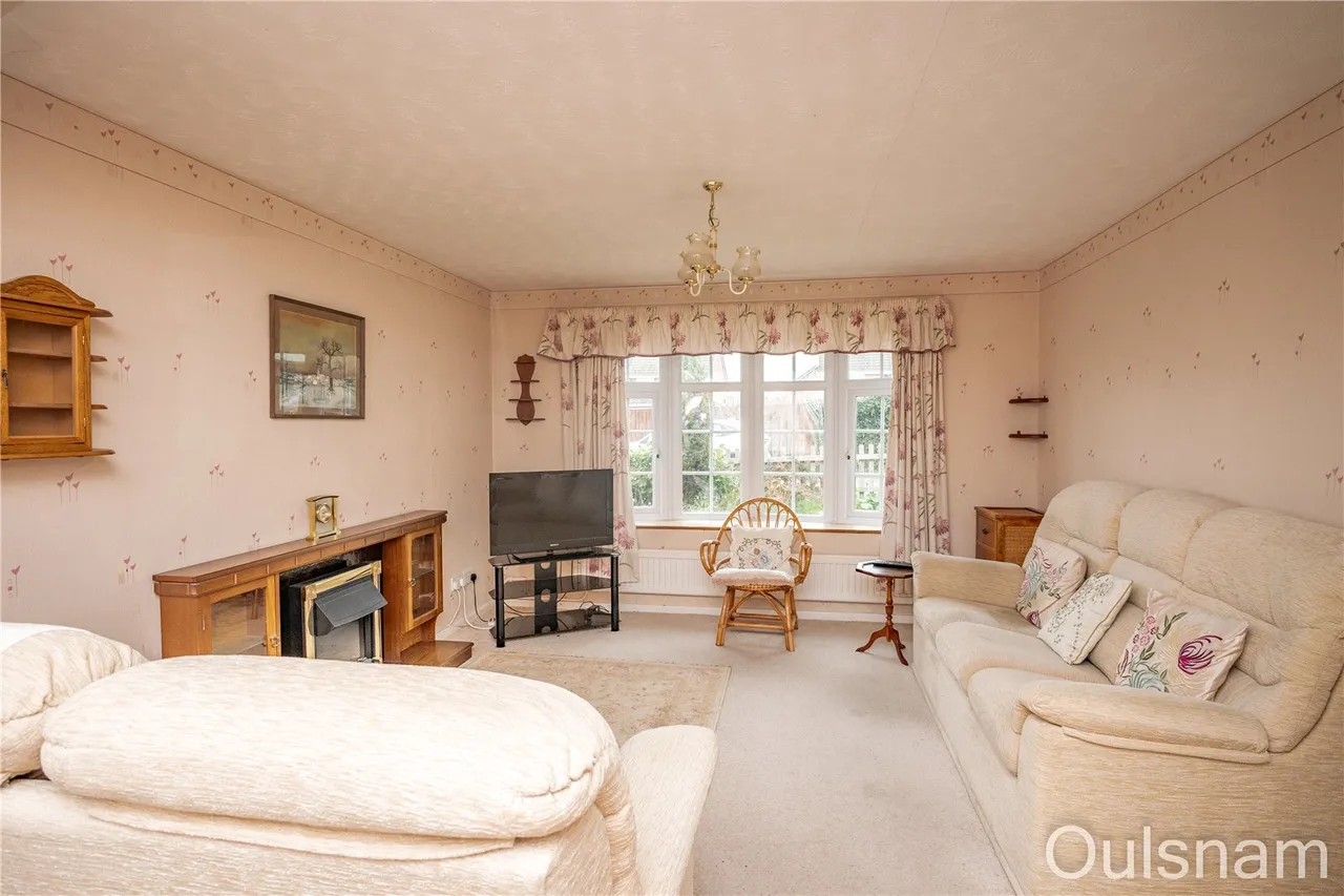 Crabtree Drive, Bromsgrove, Worcestershire, B61 8NX, photo 2