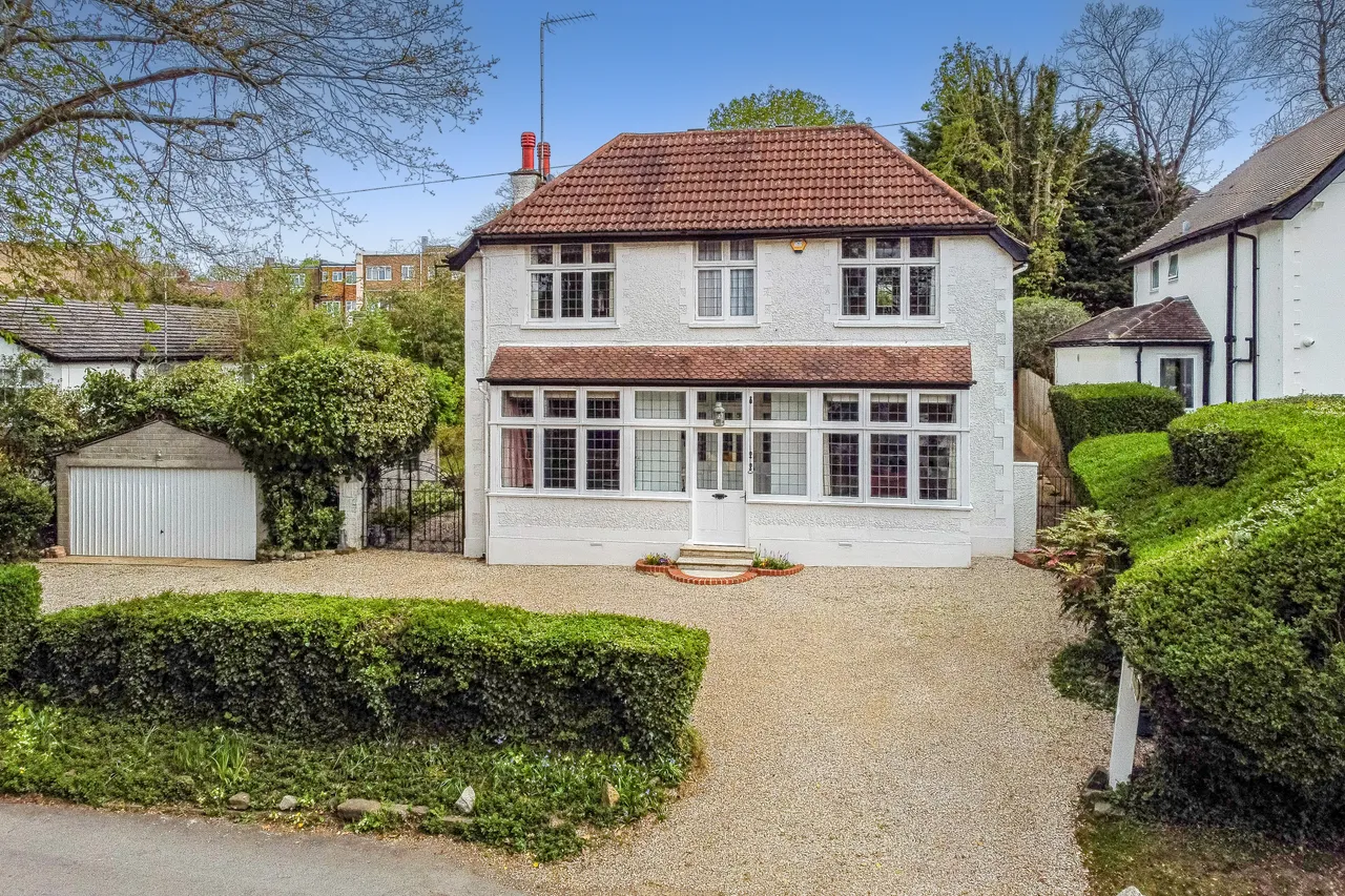 5 bed house for sale — California Lane, Bushey Heath, WD23
