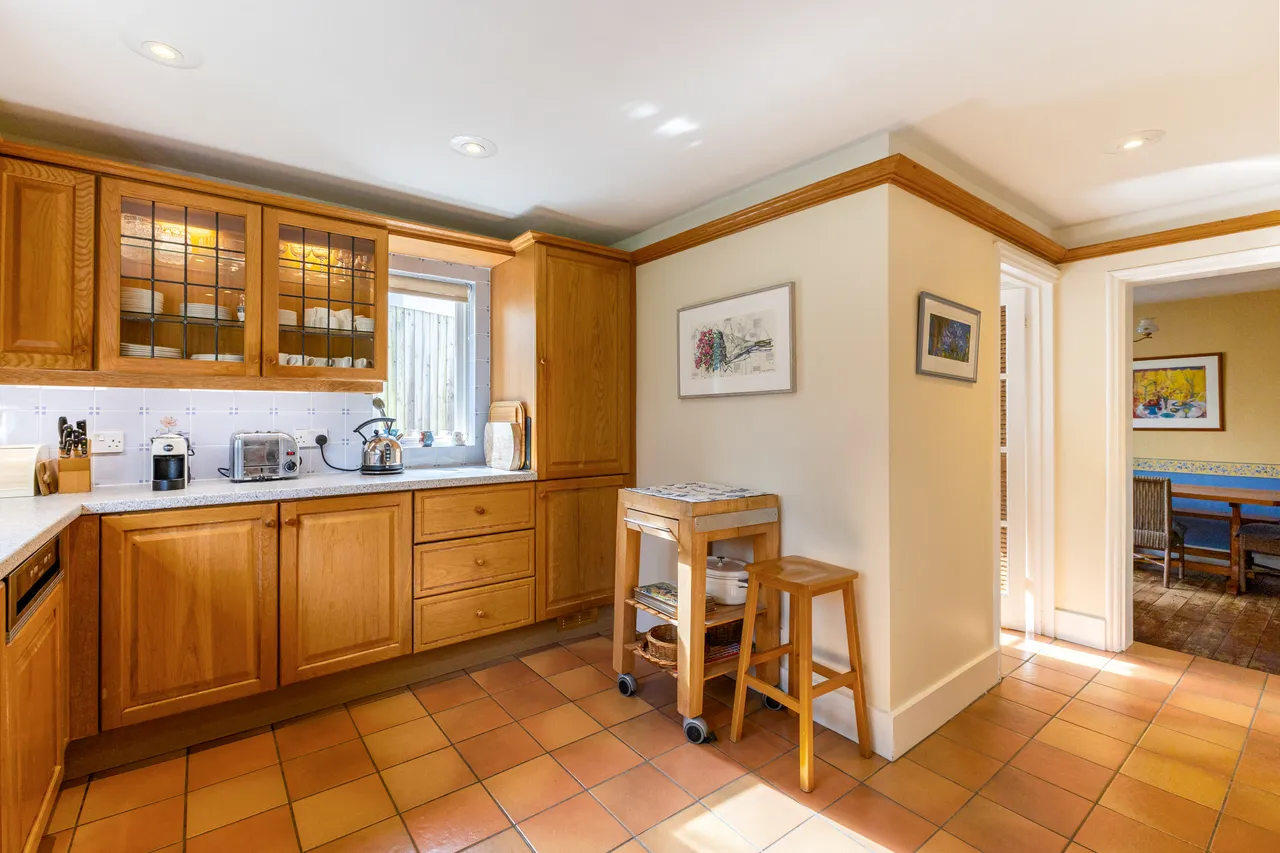 California Lane, Bushey Heath, WD23, photo 11