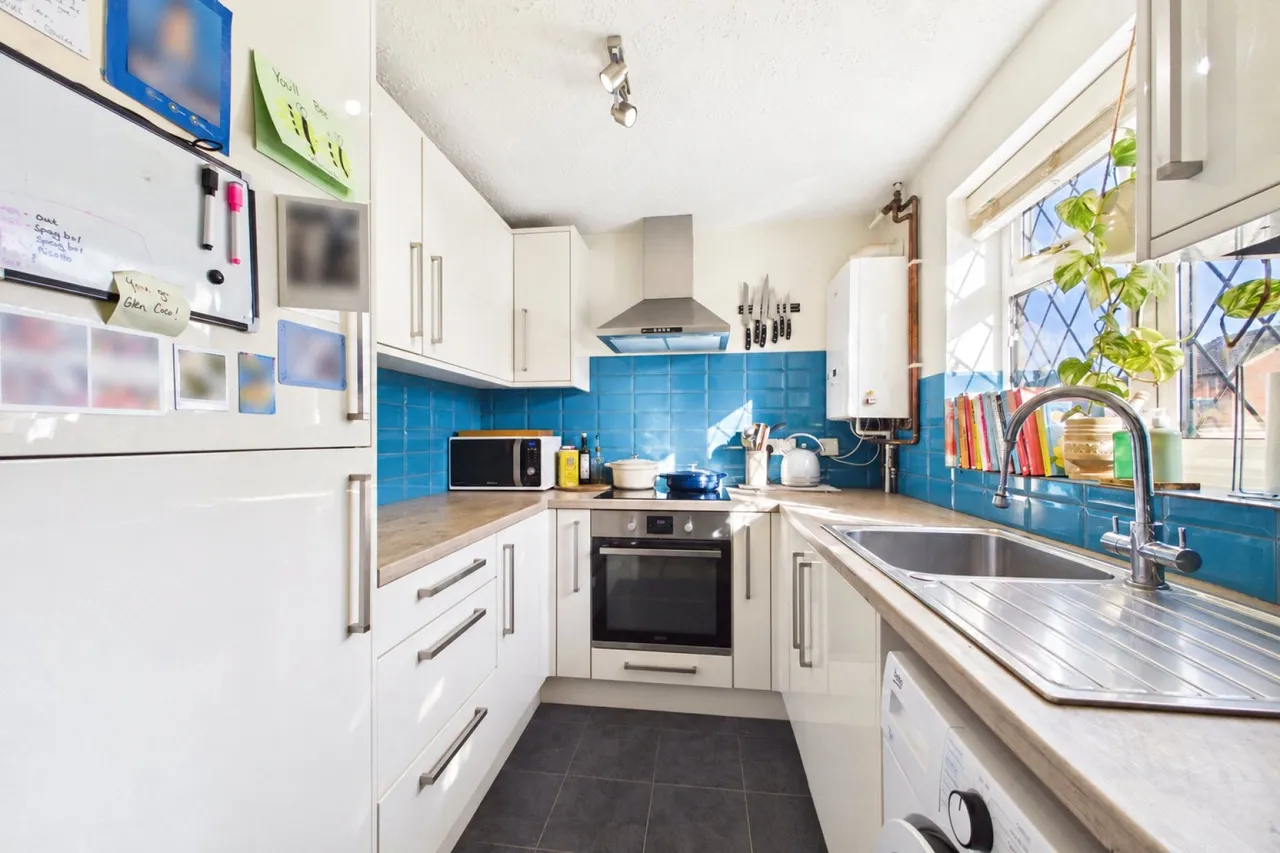 Hanbury Drive, Calcot, RG31, photo 2