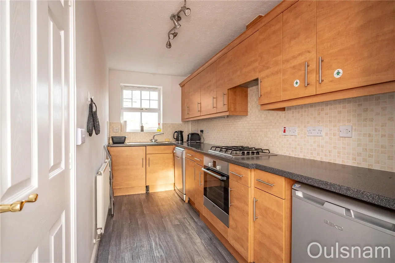 Newton Square, Bromsgrove, Worcestershire, B60 3GB, photo 4