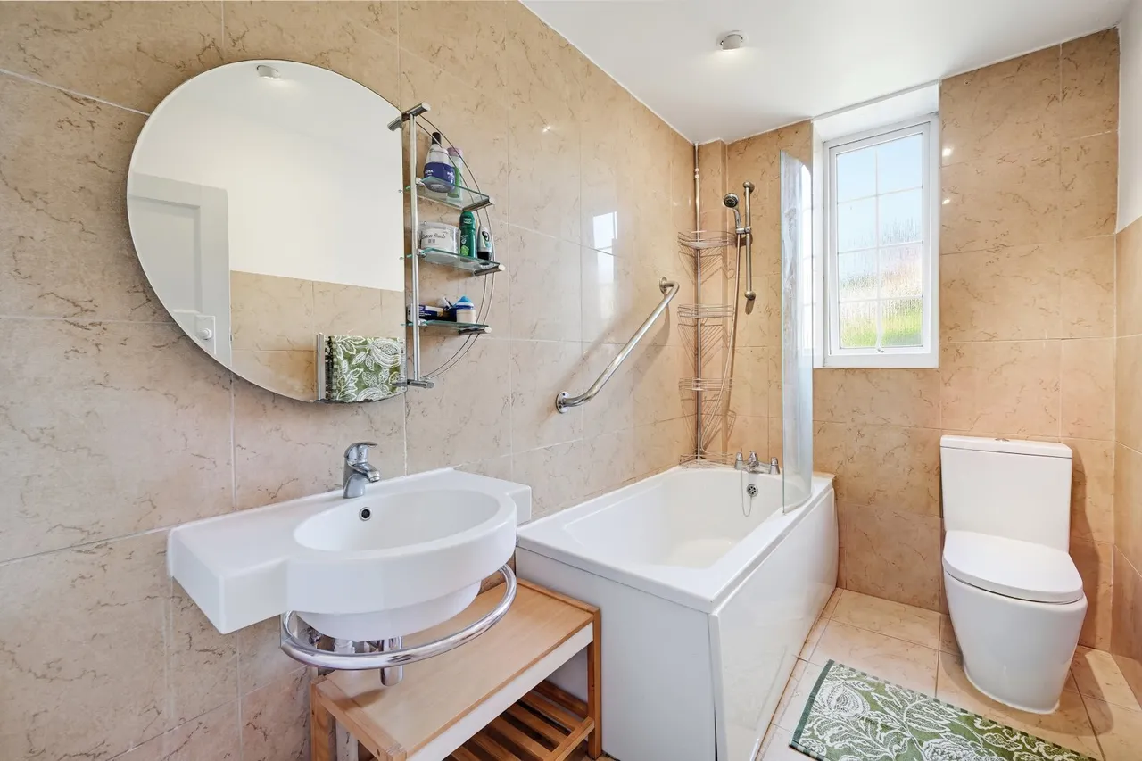 Kew Road, Richmond, TW9, photo 13