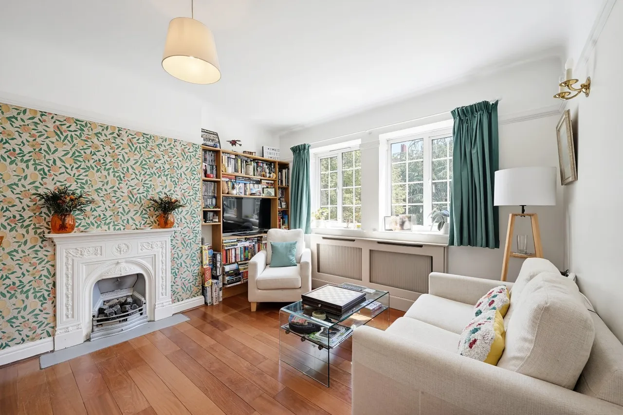 Kew Road, Richmond, TW9, photo 6