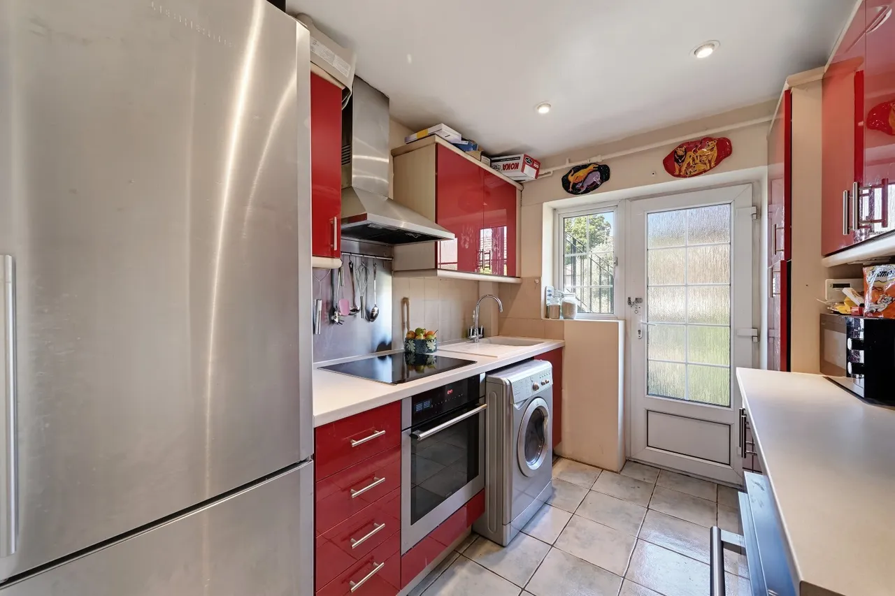 Kew Road, Richmond, TW9, photo 3