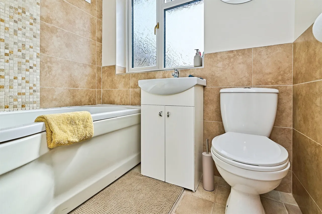 Maple Avenue, Wednesbury, WS10, photo 5