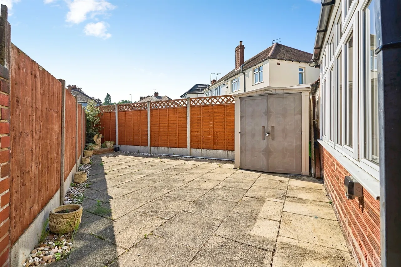 Maple Avenue, Wednesbury, WS10, photo 4