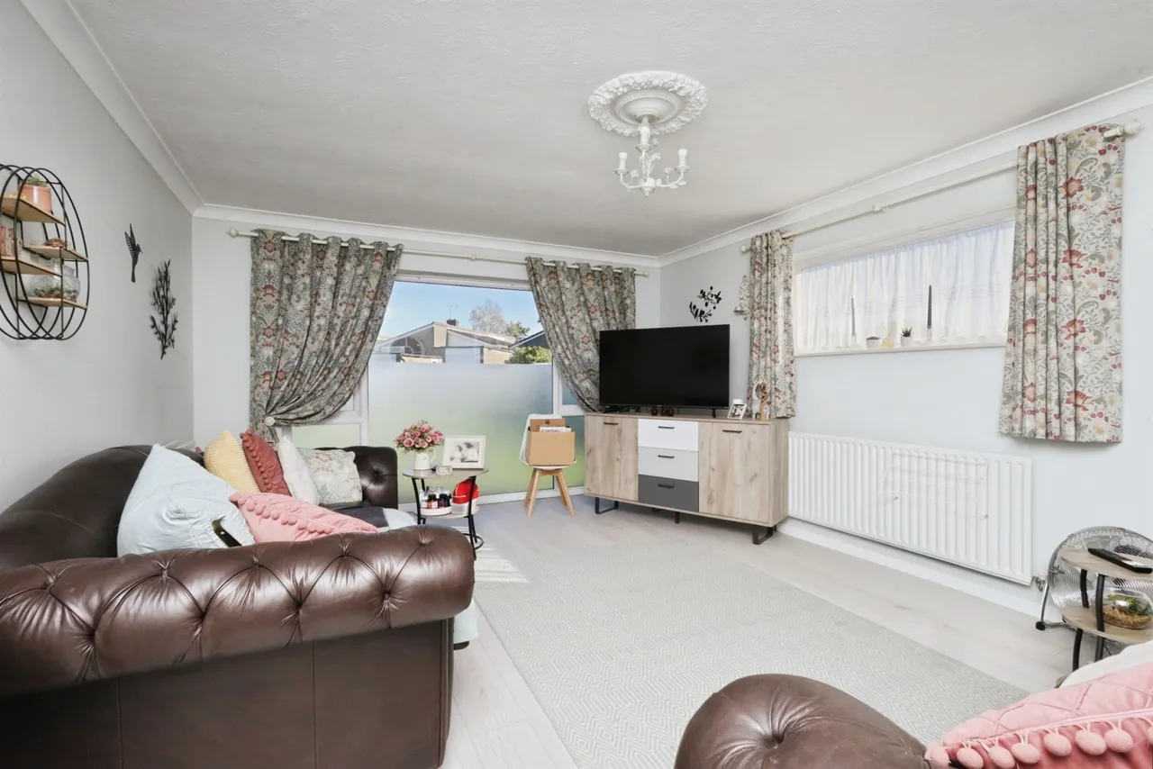 Milland Road, Hailsham, BN27, photo 2