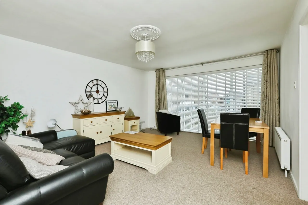 Stone Close, Ravenfield, Rotherham, South Yorkshire, S65, photo 6