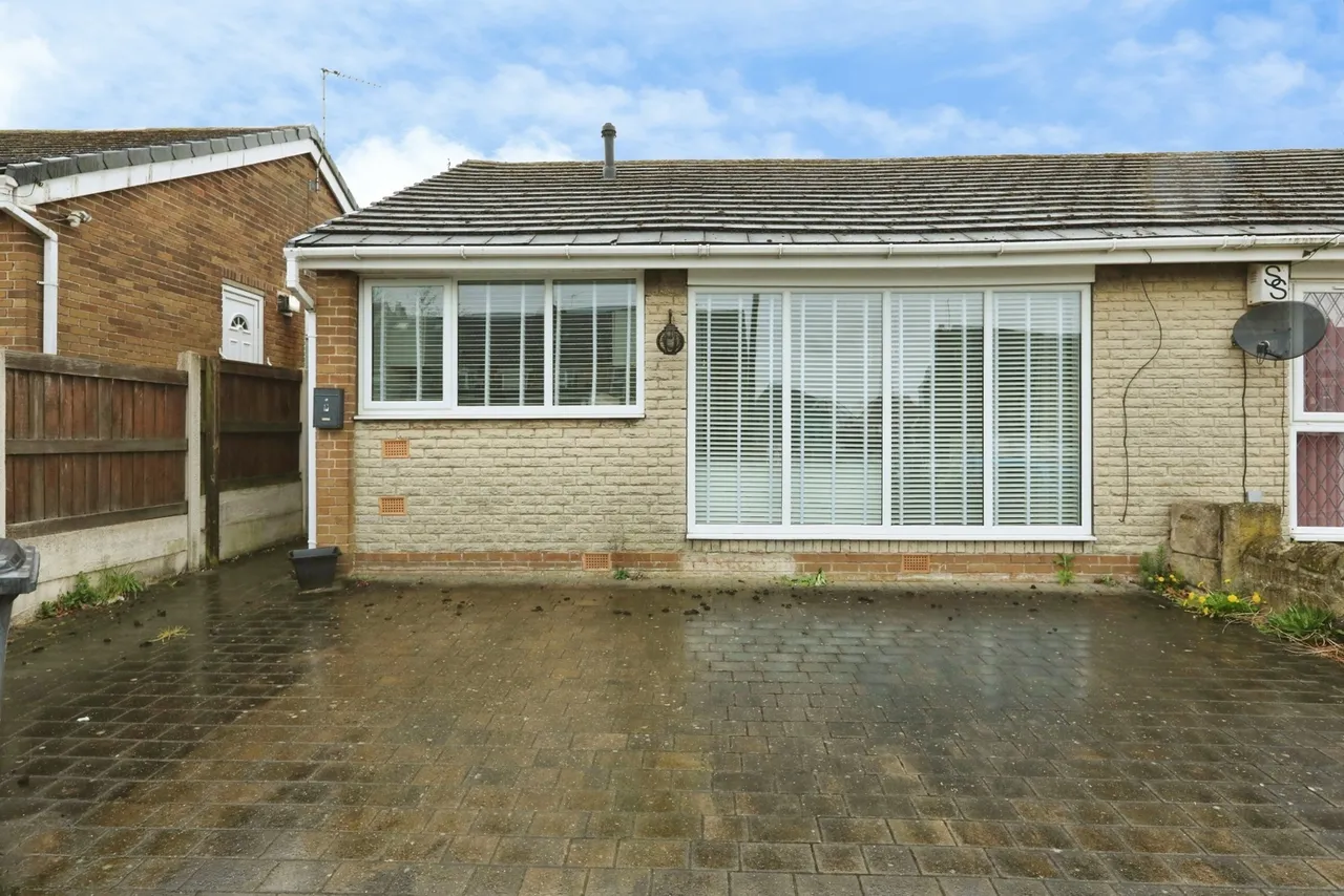 Stone Close, Ravenfield, Rotherham, South Yorkshire, S65, photo 17
