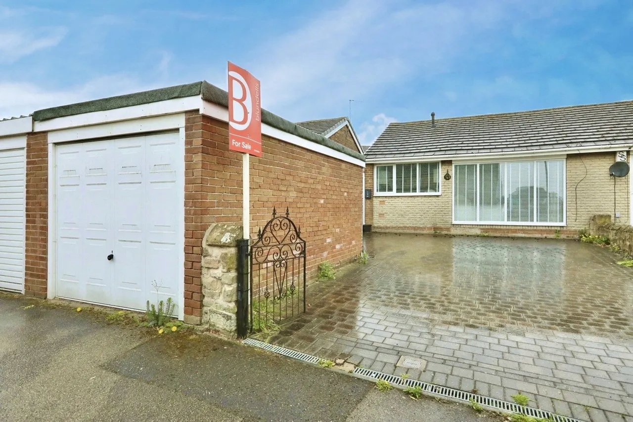 Stone Close, Ravenfield, Rotherham, South Yorkshire, S65, photo 2