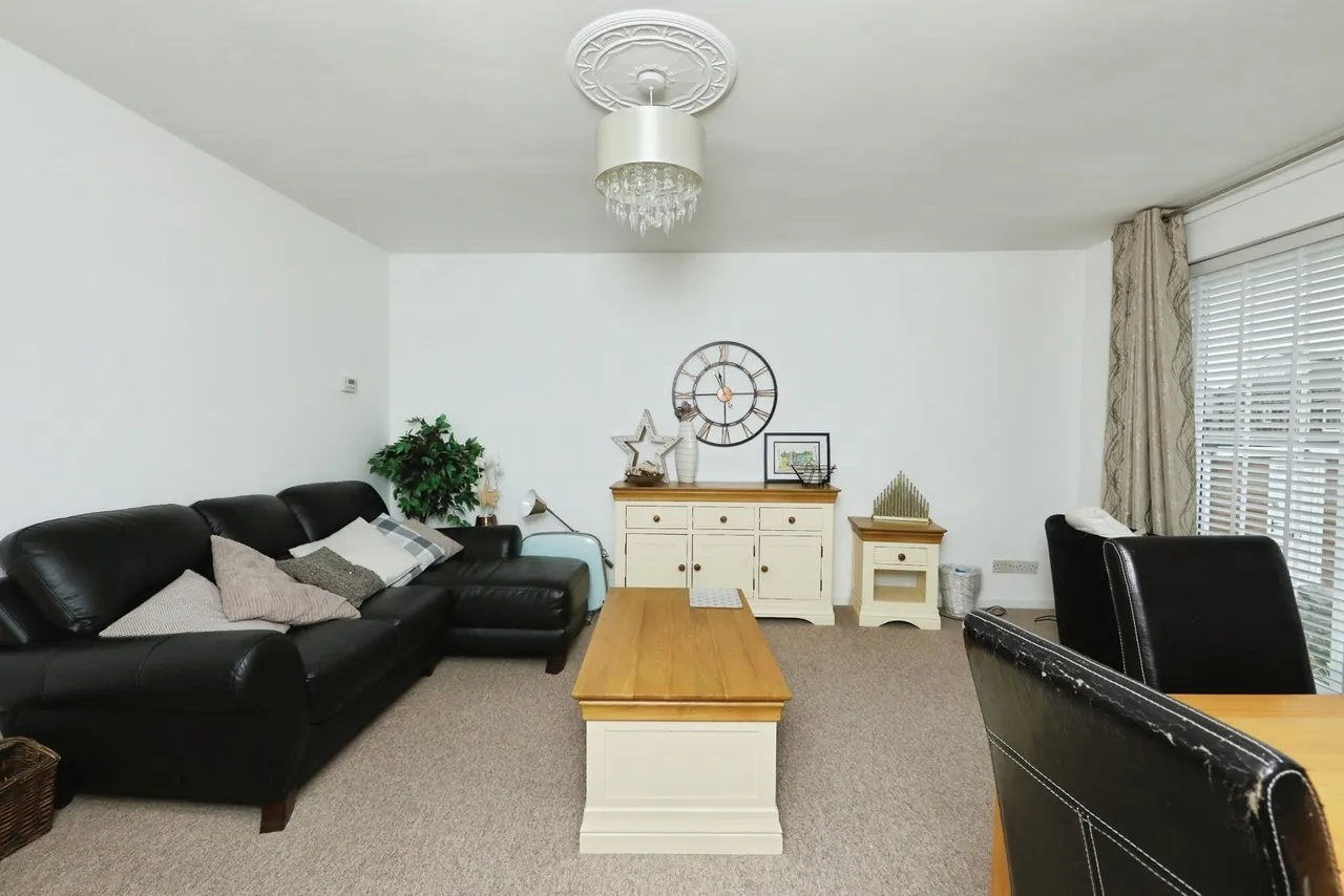 Stone Close, Ravenfield, Rotherham, South Yorkshire, S65, photo 10