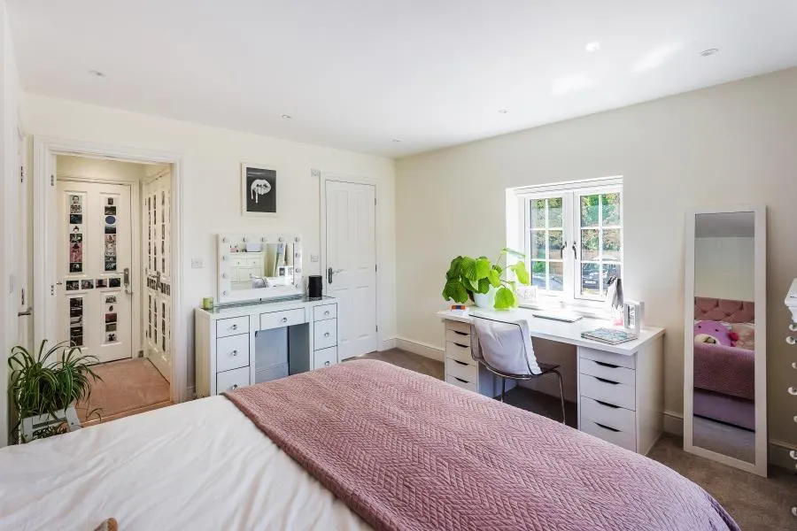 Woking Road, Guildford, GU4, photo 10