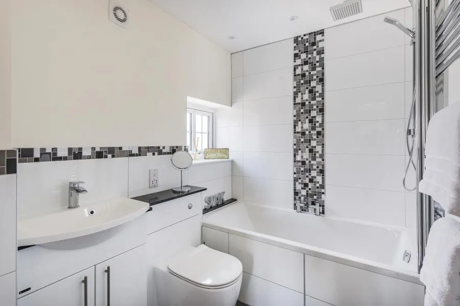 Woking Road, Guildford, GU4, photo 17