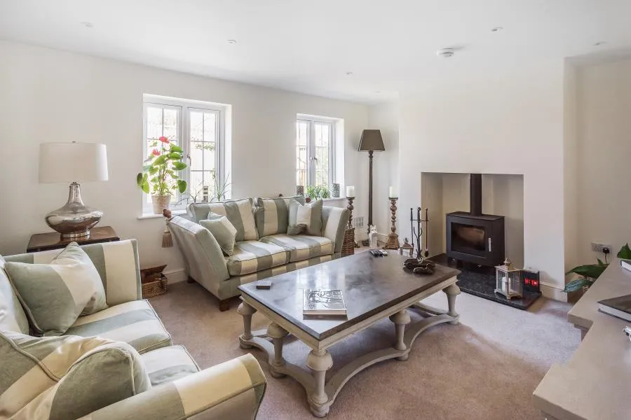 Woking Road, Guildford, GU4, photo 4