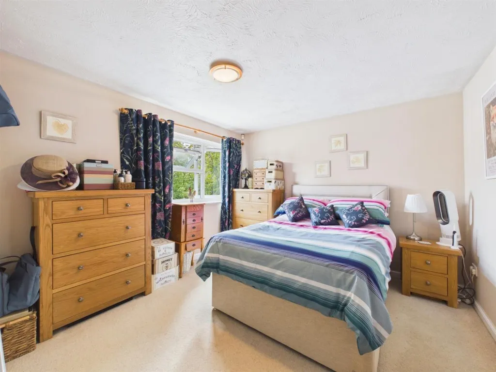 Whitley Court, Deerhurst, photo 6