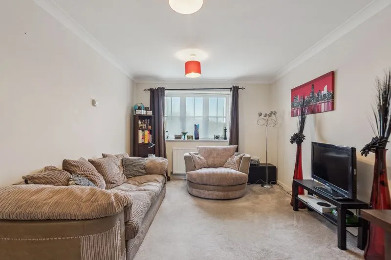 Arthur Close, Cookham, SL6, photo 4