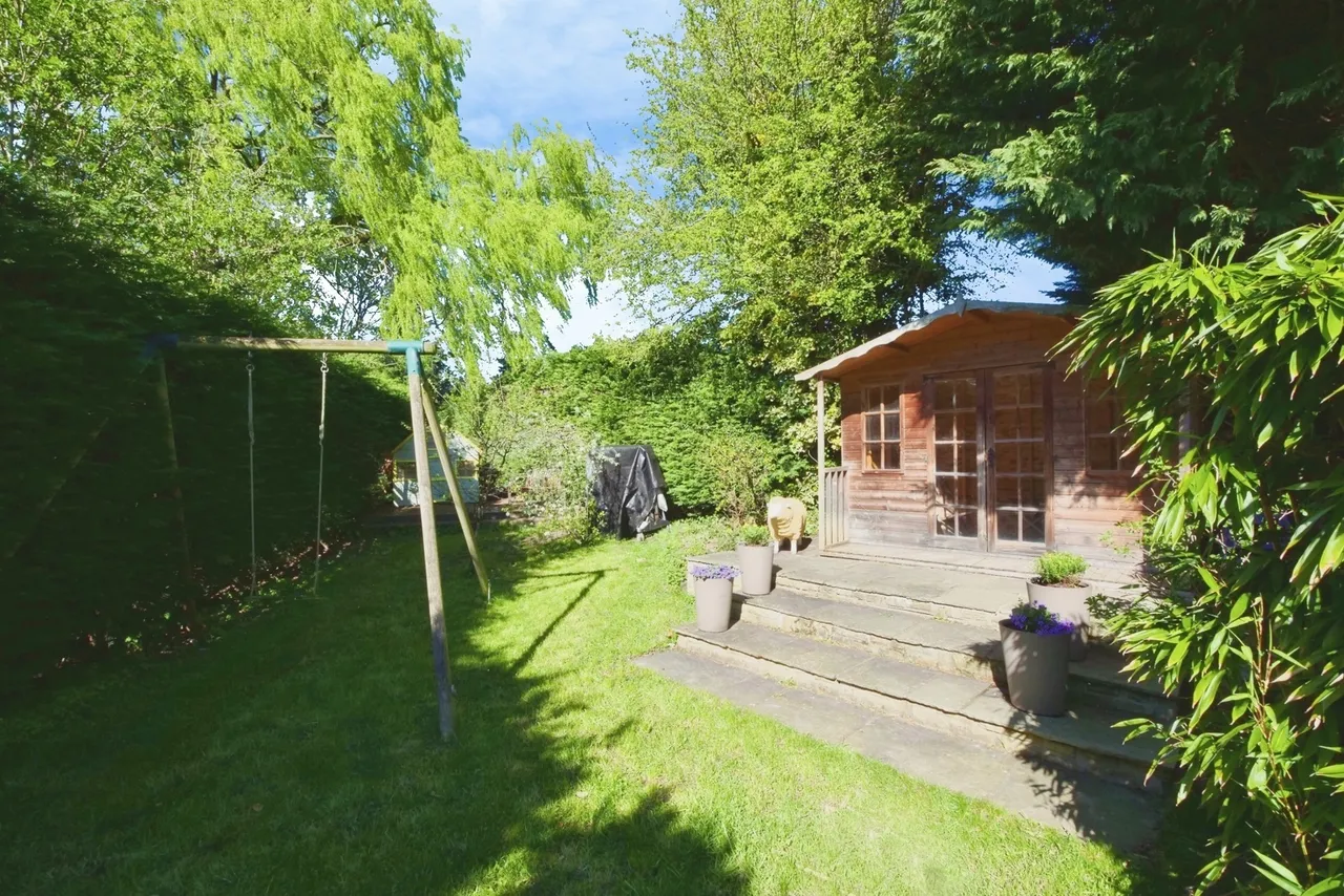 Hawthorn Spinney, York, North Yorkshire, YO31, photo 25