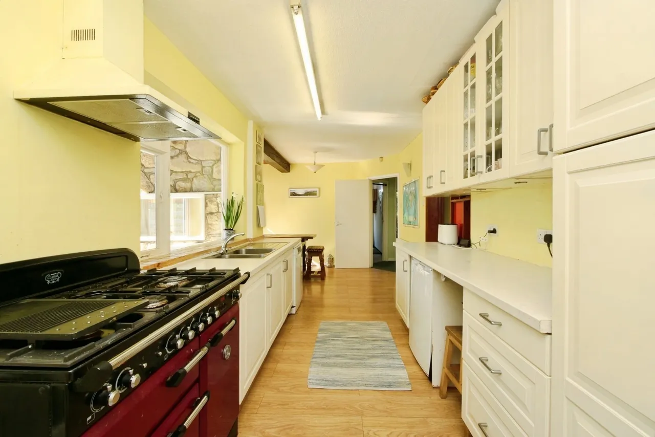 Hawthorn Spinney, York, North Yorkshire, YO31, photo 5
