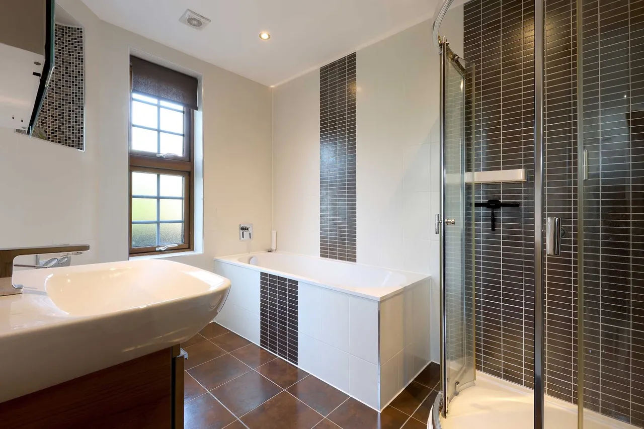 Manor Road, Penn, HP10, photo 21
