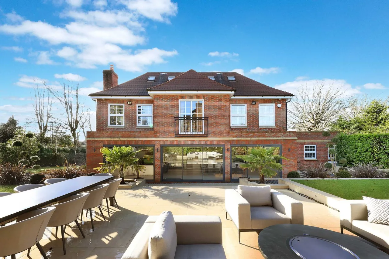 Manor Road, Penn, HP10, photo 3