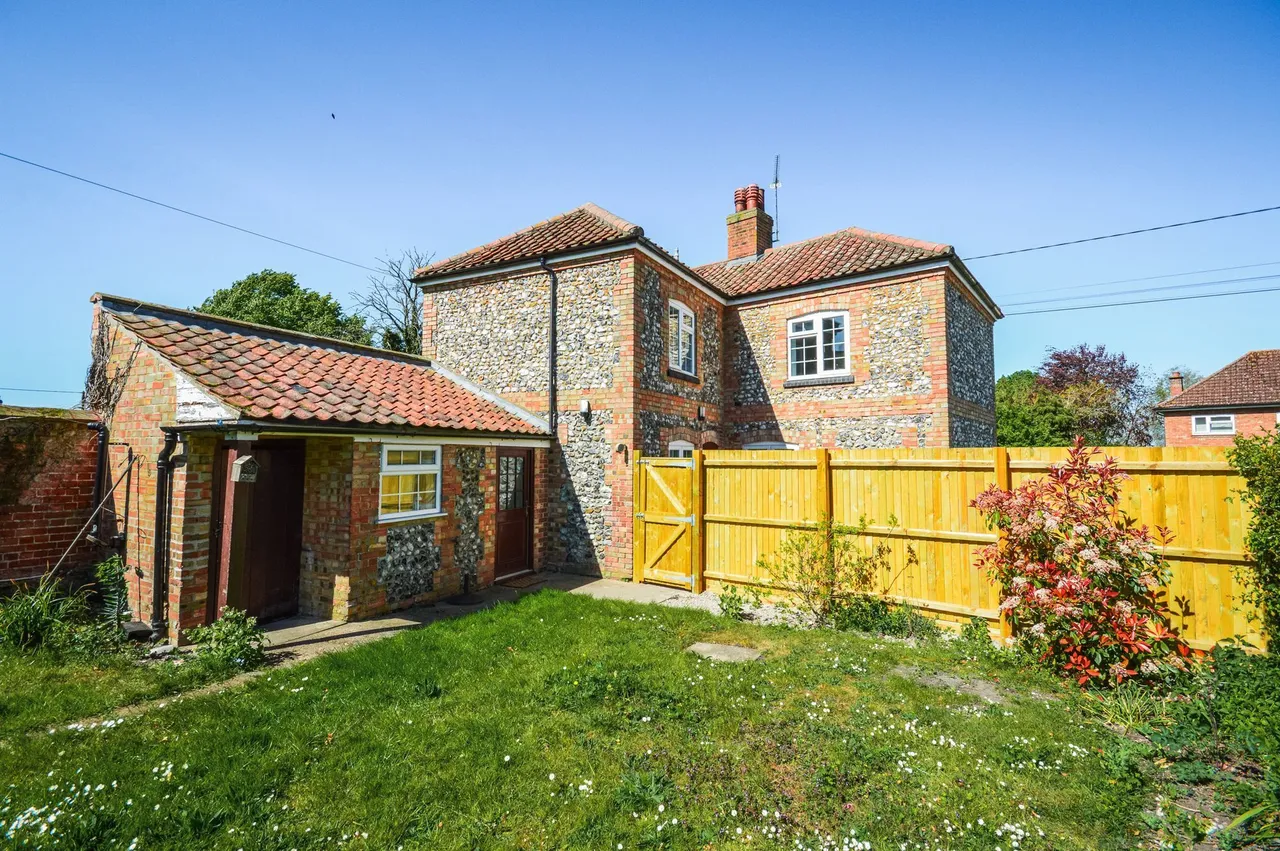 Great Cressingham, photo 13