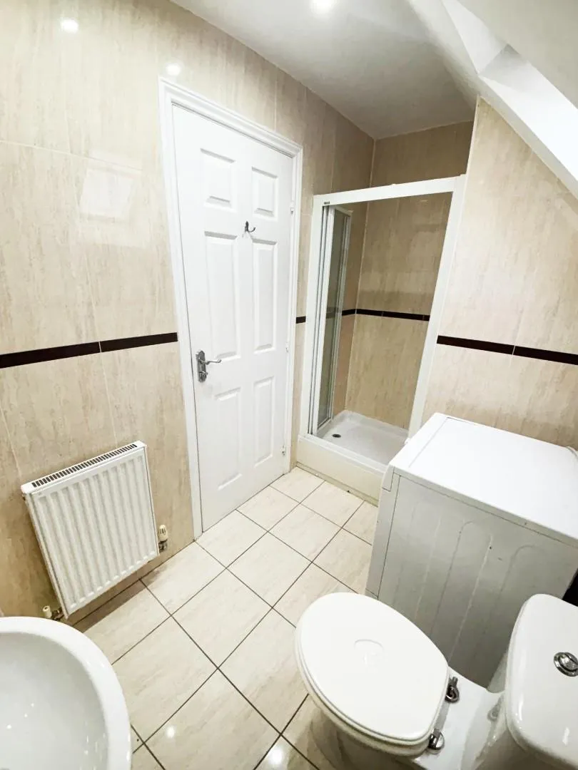 Oakwood Grove, Radcliffe, Manchester, M26 2YL, photo 15