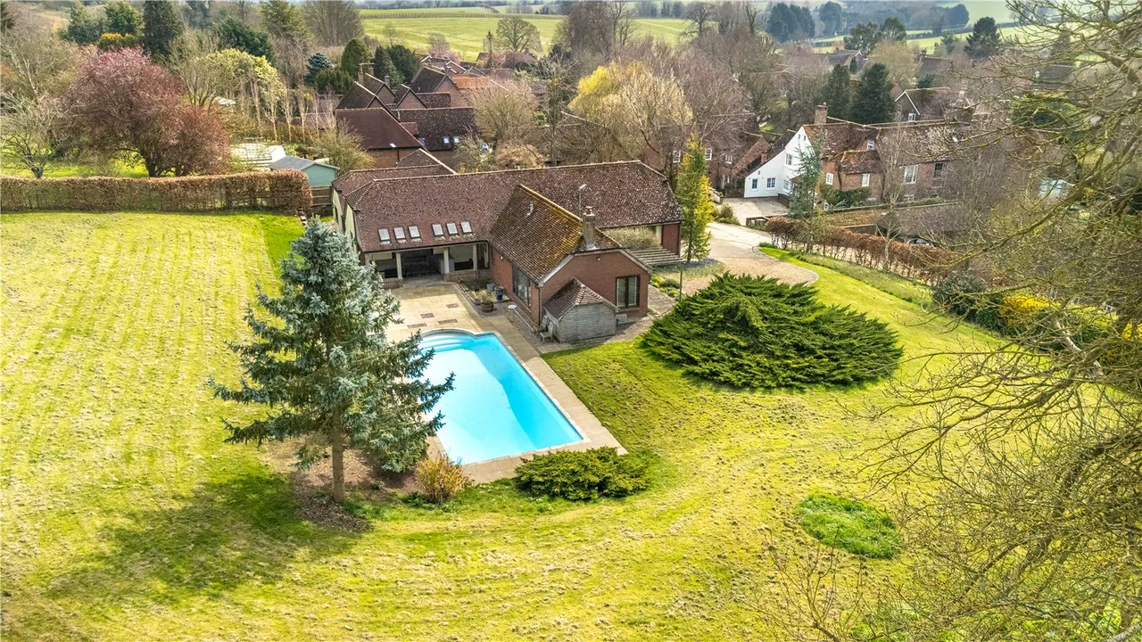 The Maltings, West Ilsley, Newbury, Berkshire, RG20 7AX, photo 4