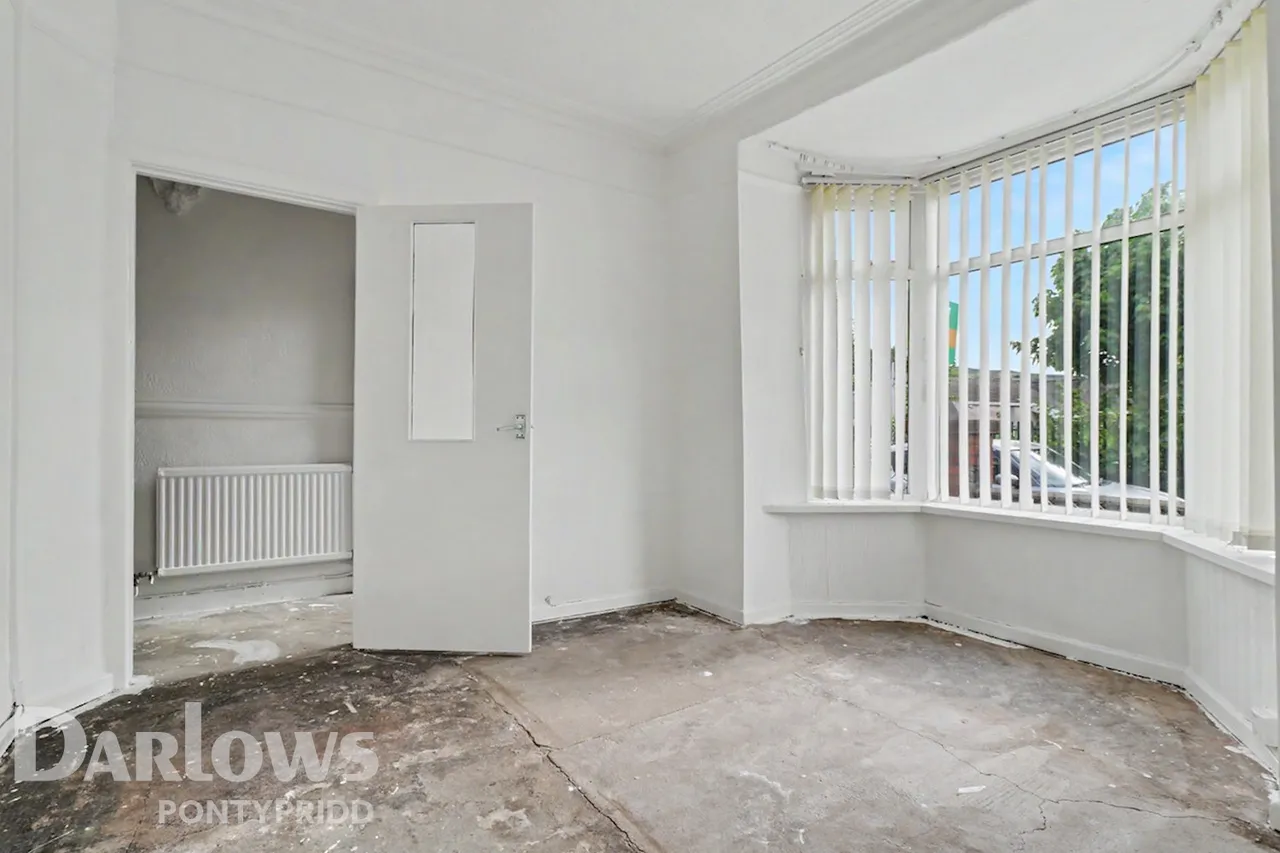 Woodland Terrace, Pontypridd, photo 3