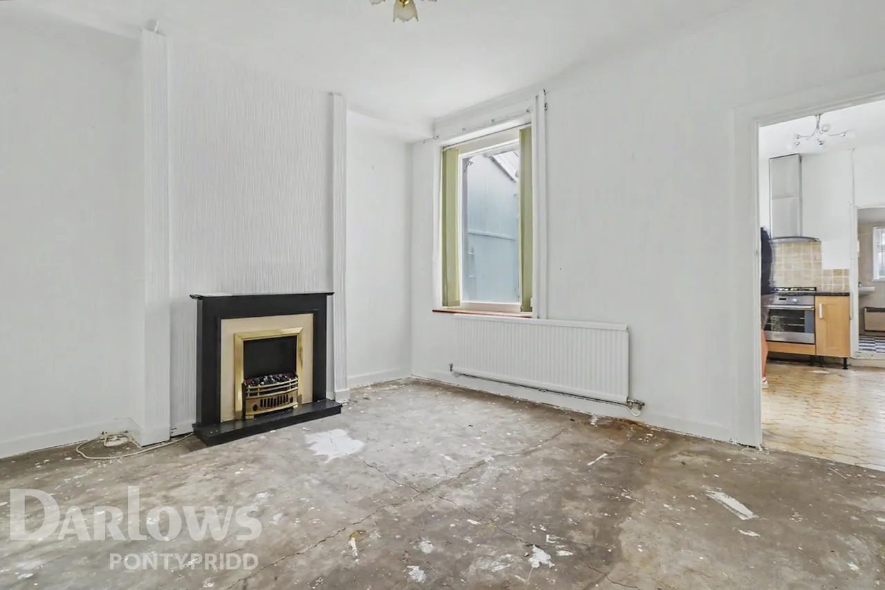 Woodland Terrace, Pontypridd, photo 4
