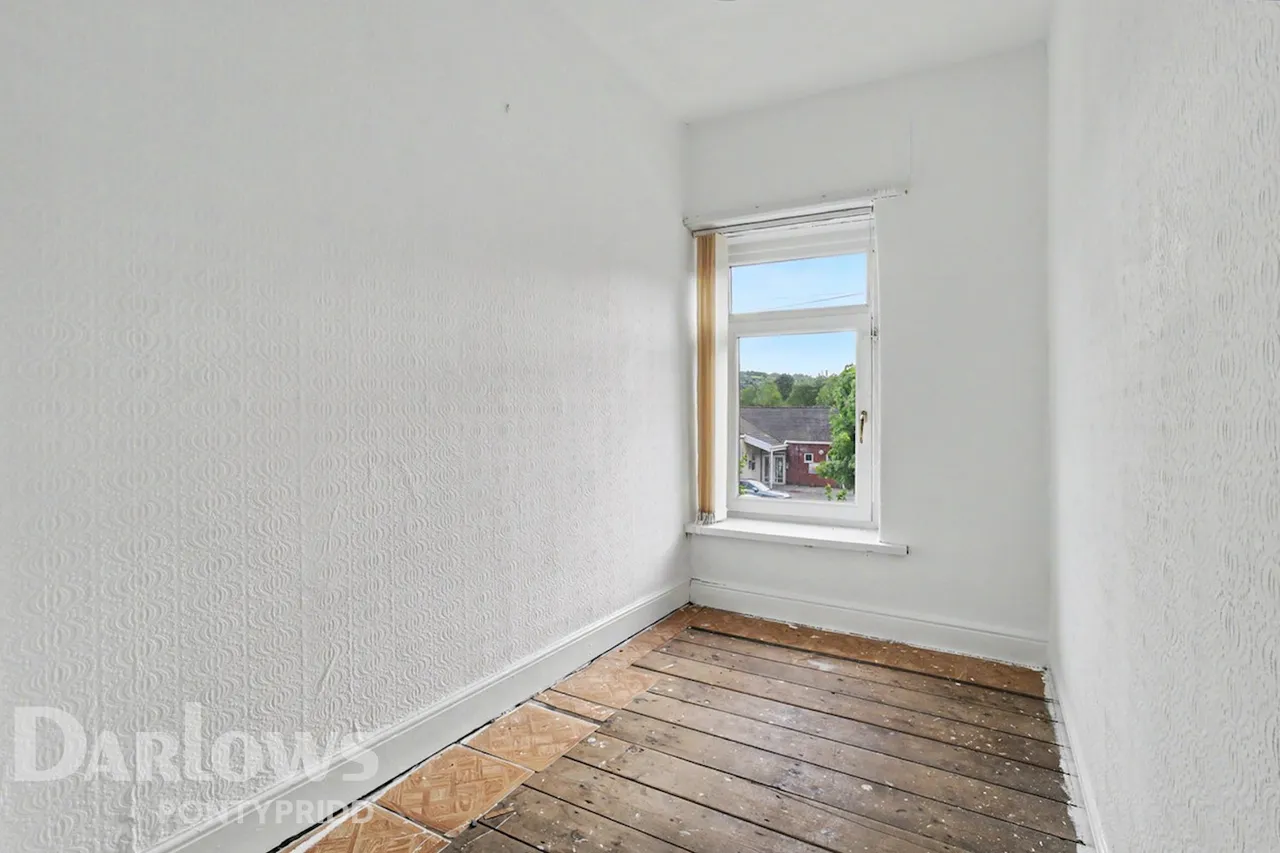Woodland Terrace, Pontypridd, photo 20