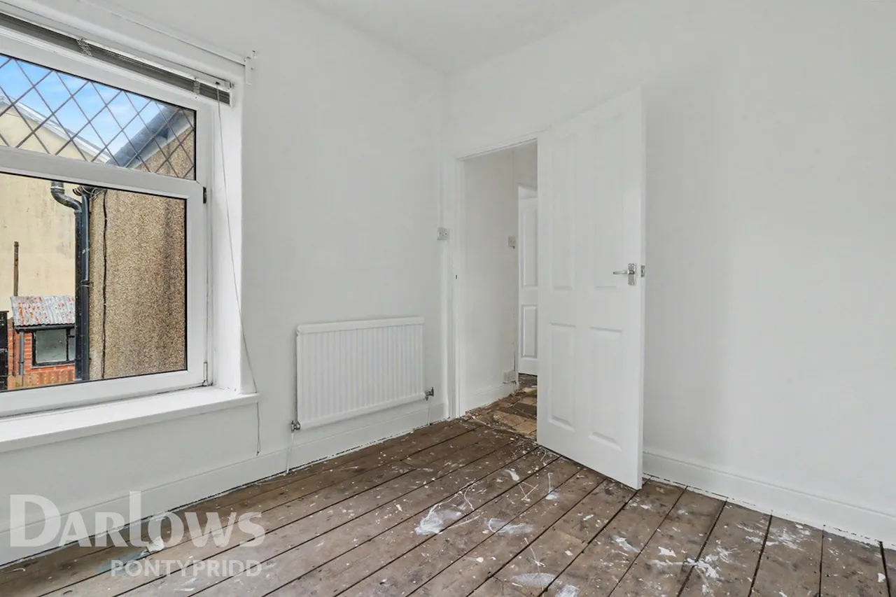 Woodland Terrace, Pontypridd, photo 19