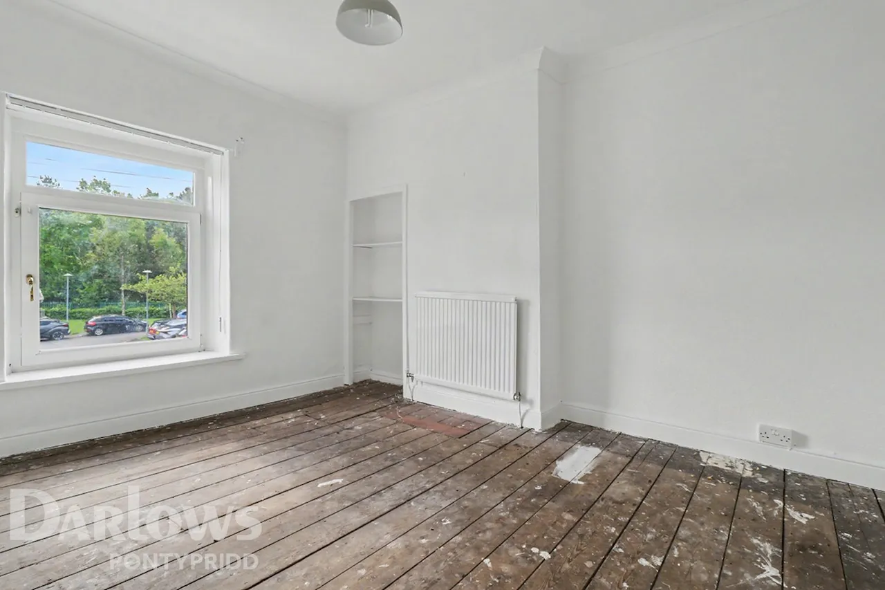 Woodland Terrace, Pontypridd, photo 16