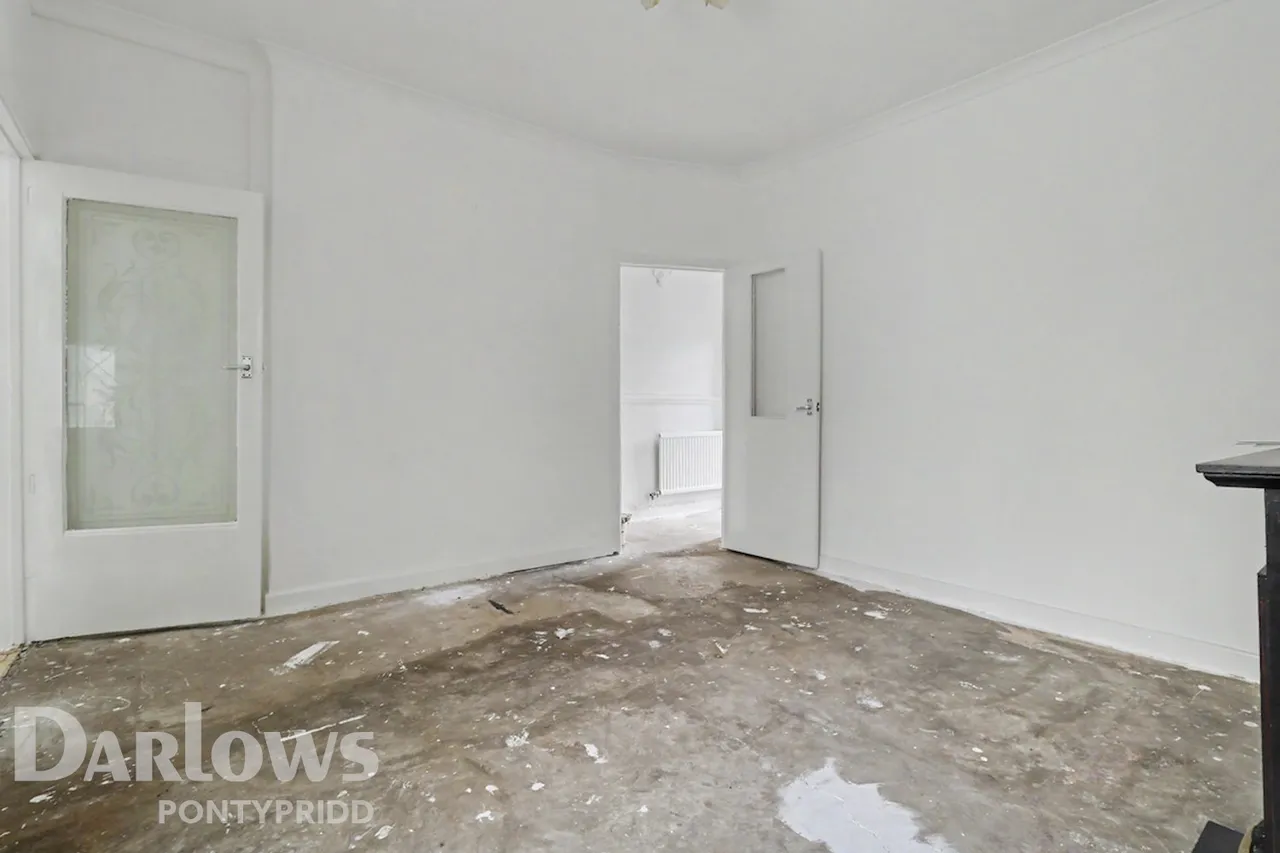 Woodland Terrace, Pontypridd, photo 6