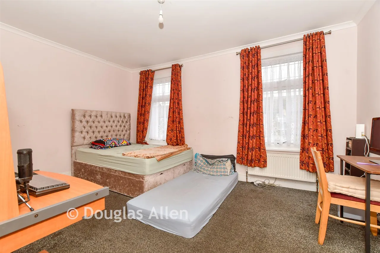 Monega Road, Manor Park, E12, photo 8