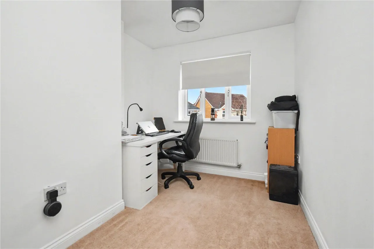 Redhill Chase, Castleford, WF10, photo 13