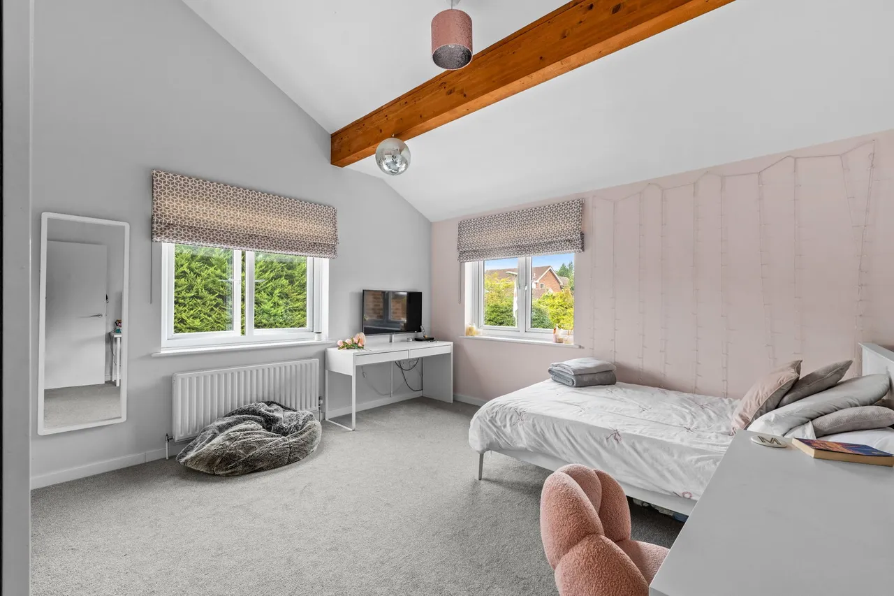 Geralds Grove, Banstead, SM7, photo 13